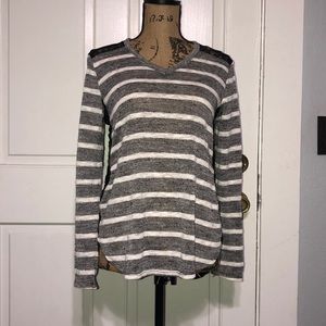 Women’s sweater